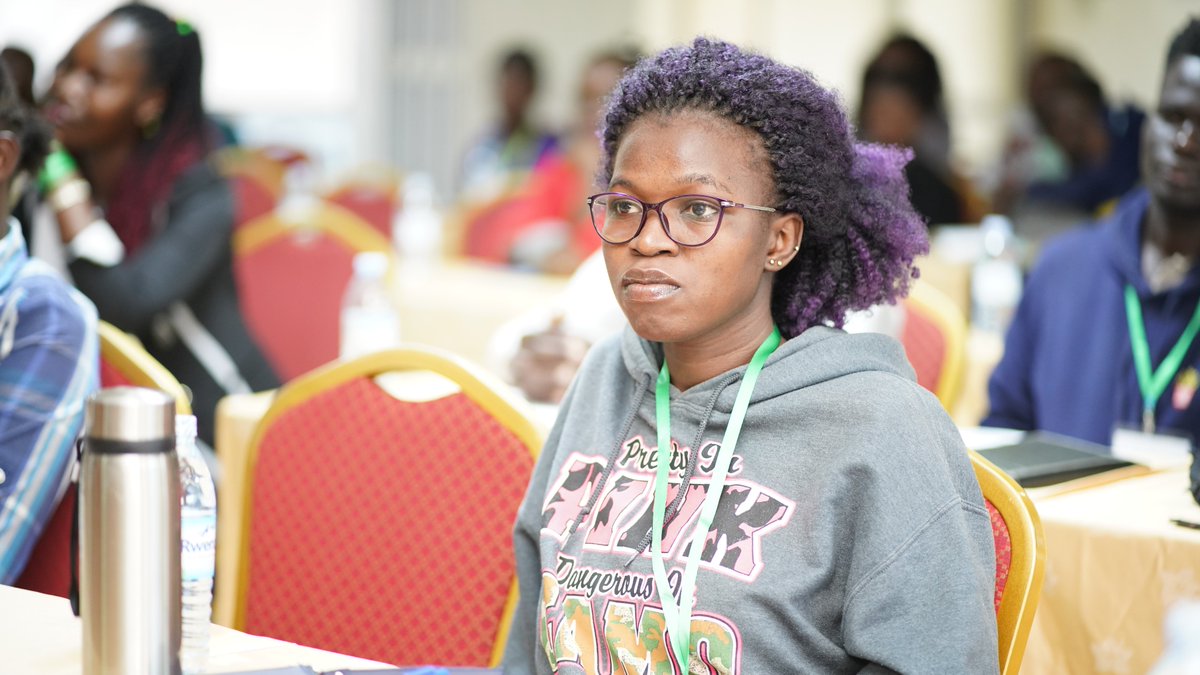 robinsonnakwasa's tweet photo. "What determines your success is how fast you seize opportunities," Madam Sonny, the Deputy CAO- Gulu district shares with the #GenerationFood Gulu participants during the 2 day Hackathon held at Bomah Hotel.
@GuluVarsity https://t.co/MZIS2LZufQ
