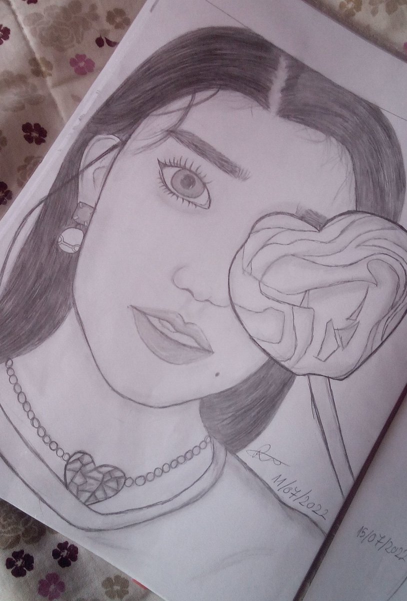 Rebeca_Andreea2's tweet photo. do you like to draw?I think it's one of my passions 
#drawing #kpop #ive_kimgaeul #txt_choiyeojun https://t.co/p5xFtArtia