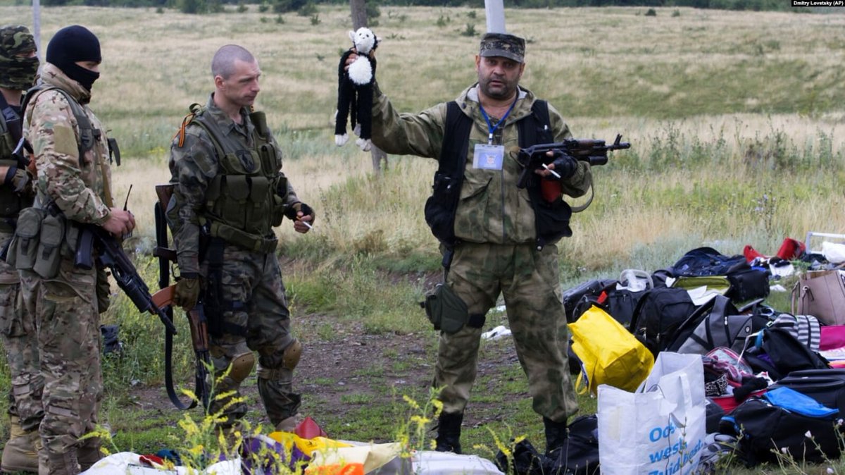 ukraine_world's tweet photo. Today is the 8th anniversary of the 🇷🇺downing of Malaysia Airlines Flight MH17 in the sky over 🇺🇦Donbas. All 298 passengers and crew members died. None of the Russians involved in the tragedy has yet borne responsibility. https://t.co/bP5hbikjjw