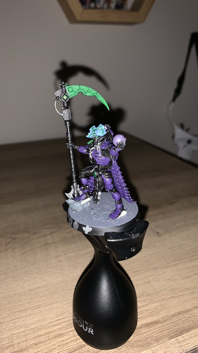 Labios_de_Pan's tweet photo. I wasn’t too impressed with the video quality so I decided to take a few pics of the mini I did for @LichVtuber #VShojo #lichcraft https://t.co/Ho7pn4sBBH