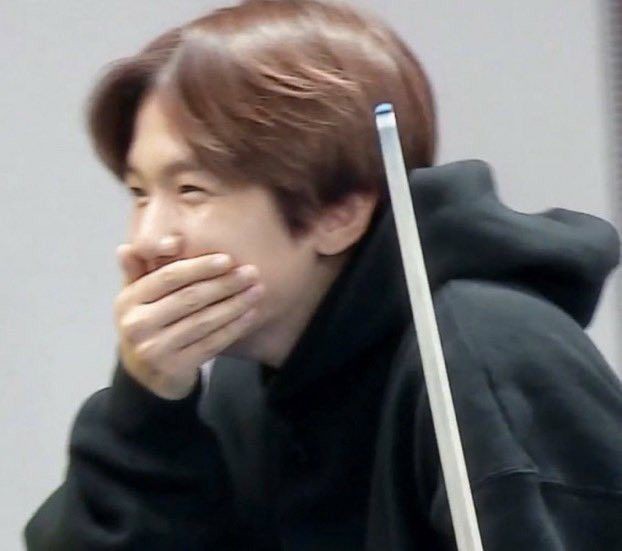 eri94_m's tweet photo. @rozh_on3 @weareoneEXO مرسیییی😁❤️
@weareoneEXO 
@B_hundred_Hyun 
@layzhang https://t.co/7OBCwAtgqU