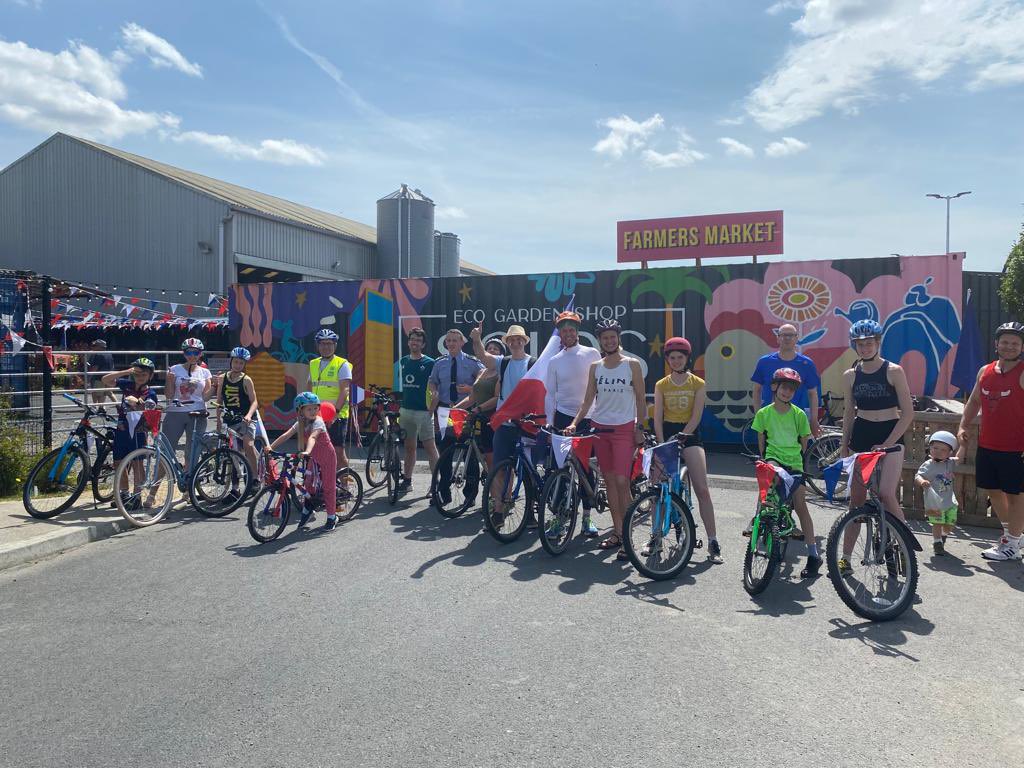 🇫🇷🇫🇷Festival Francais got off to a flying start yesterday 🇮🇪 🇮🇪

Thanks to everyone who traveled near and far to celebrate with us
Lots more scheduled for today
- French Menu
- Wine tasting
- Music
- Historian Speaker 
- and we’ve even got French weather guaranteed!! ☀️☀️🇫🇷
