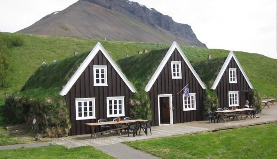 journeysinbtwn's tweet image. Looking forward to my journey to #Hrafnsneyri ('Raven Peninsula') today to give a #kvöldvaka (evening reading) with @WayfindingGuide in the turf-roofed former home of Jón Sigurđsson, leader of Iceland's C19th independence movement. 8pm. All welcome!

#TheRavensNestWestfjordsTour