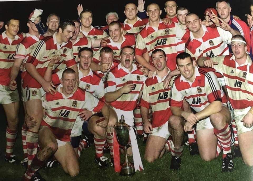 Saddened to hear the death of an old team mate this morning. Ricky was a larger than life character🔴⚪️

RIP Big Fella🕊xx
