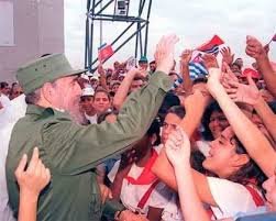 DrRobertoMOjeda's tweet photo. #FidelPorSiempre: "Y en eso es en lo que más debemos pensar: en los niños de hoy que son el pueblo de mañana. Hay que cuidarlos y velar por ellos como los pilares con que se funda una obra verdaderamente hermosa y verdaderamente útil". Feliz día de los niños! #Cuba #CubaEsAmor https://t.co/hmlnB7Mv3i