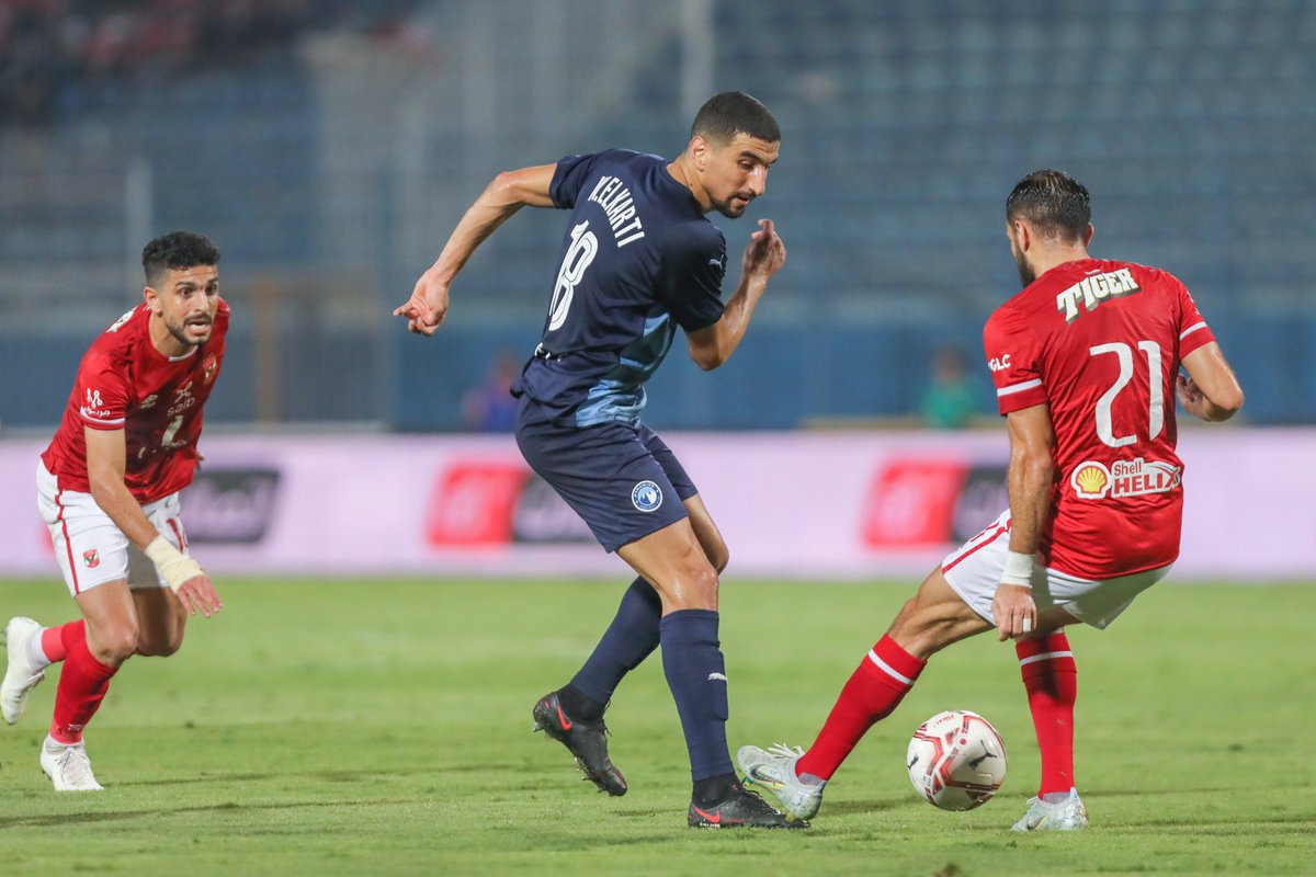 pyramidsfc's tweet photo. الساحر المغربي - الكارتيست. 🎩🇲🇦 

 #بيراميدز | #بيراميدز_الأهلي https://t.co/ExCdc1VeIU