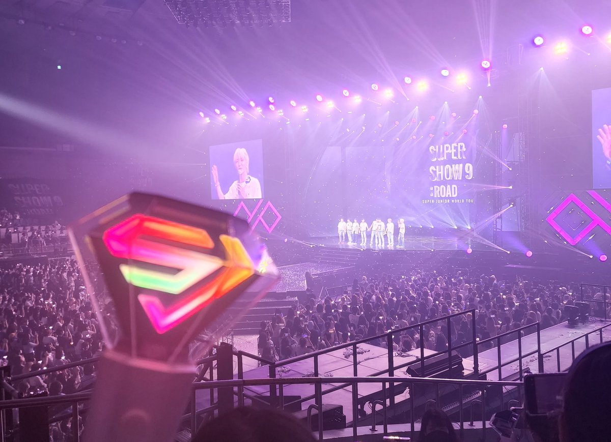 SJSJ1106_05's tweet photo. 슈주야 덕분에 행복했어💙
앙콘 꼭 하는걸로🥺 https://t.co/uvWEyZOwlp