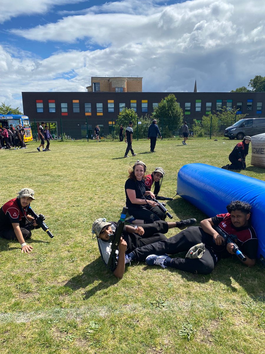 EmmaGladwin7's tweet photo. Celebrating the end of term at recognition day 🌞 4 years of having the privilege to witness these students grow and develop. https://t.co/yhiSBaLFDk