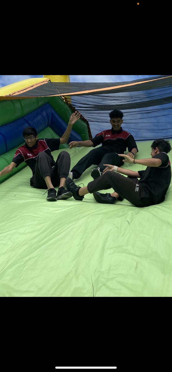 EmmaGladwin7's tweet photo. Celebrating the end of term at recognition day 🌞 4 years of having the privilege to witness these students grow and develop. https://t.co/yhiSBaLFDk