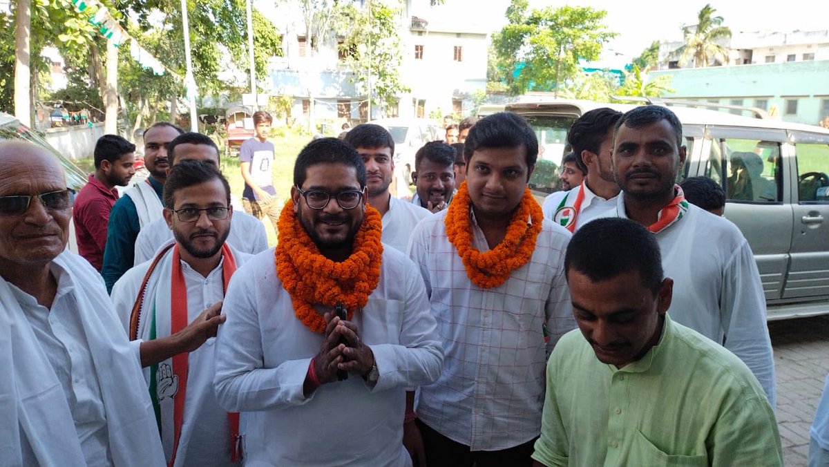 rajeshsinhaiyc's tweet photo. दरभंगा जिला युवा कांग्रेस के अध्यक्ष राहुल झा जी द्वारा आयोजित जिला युवा कांग्रेस के कार्यसमिति बैठक में शामिल होकर सम्बोधित किया l https://t.co/WRNtmfsjg1