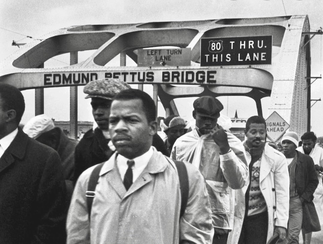 Marc_Perrone's tweet photo. Remembering Congressman and civil rights leader John Lewis on the anniversary of his passing — today in 2020.

True American Hero 

🇺🇸

#RestInPower #1u @repjohnlewis https://t.co/t7hAdpEqI2