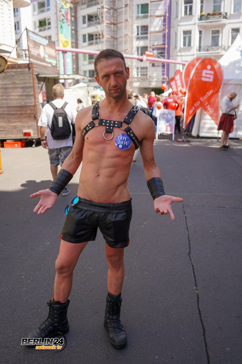 berlin_bitch's tweet image. #Berlin #schoeneberg #Motzstrassenfest