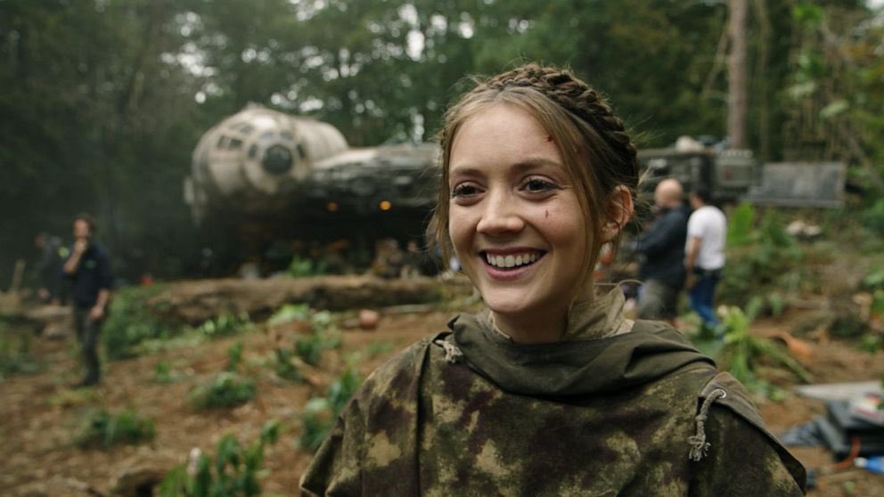 sw_holocron's tweet photo. Happy birthday to Billie Lourd! May the Force be with you! https://t.co/kEk2C4WTNB