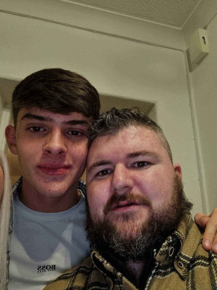 Appeal!!!, my step son aj was stabbed in Blackpool last nyt,He is doing well but may need surgery,
We are hoping to find the man who helped aj and contacted my wife.
He was Scottish and his name was Derek. We would all like to get in touch.
Plz Rt
<a href="/RangersFC/">Rangers Football Club</a> <a href="/SeafarerMichael/">Mariner</a>