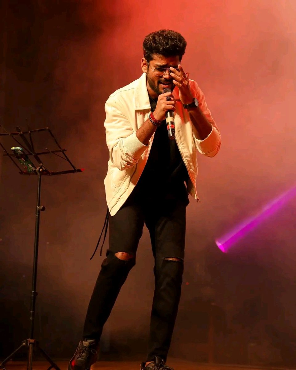 sam_forever_fp's tweet photo. His attitude🤩❤️ #SamVishal https://t.co/hLS8joalbG