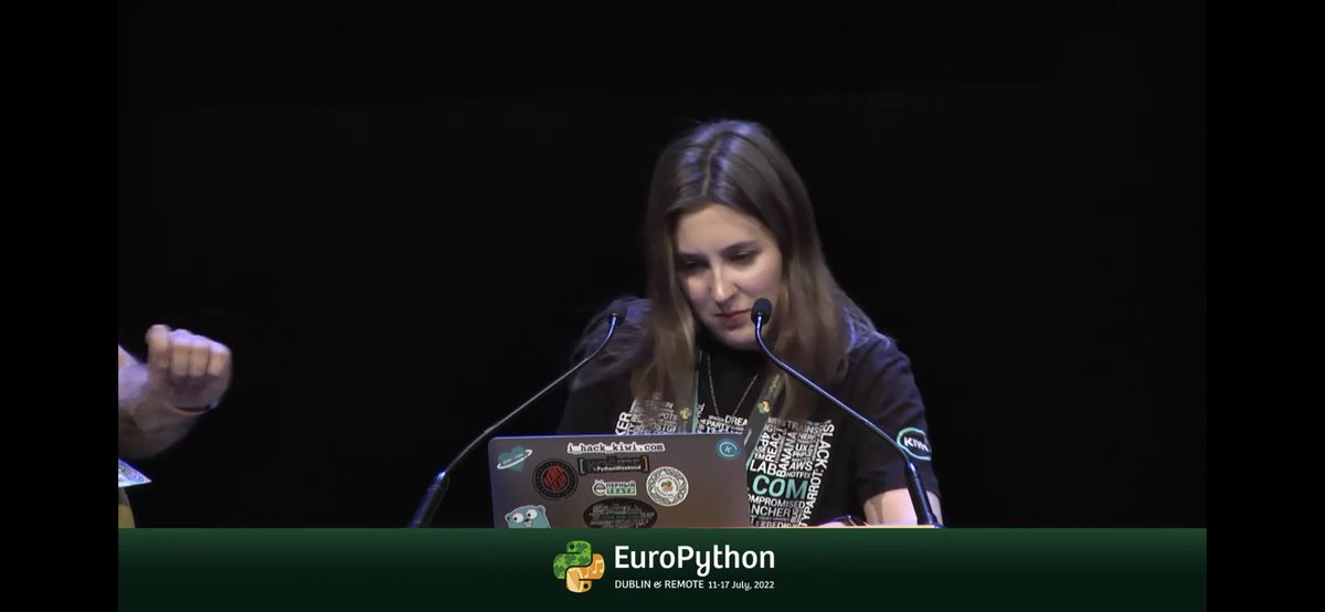 gingy_love's tweet image. Extremely happy I got a chance to tell the #python community about #pythonweekend project🖤 See you folks in Barcelona in August!🐍 #europython2022
More here👉🏼 code.kiwi.com/pythonweekend/
