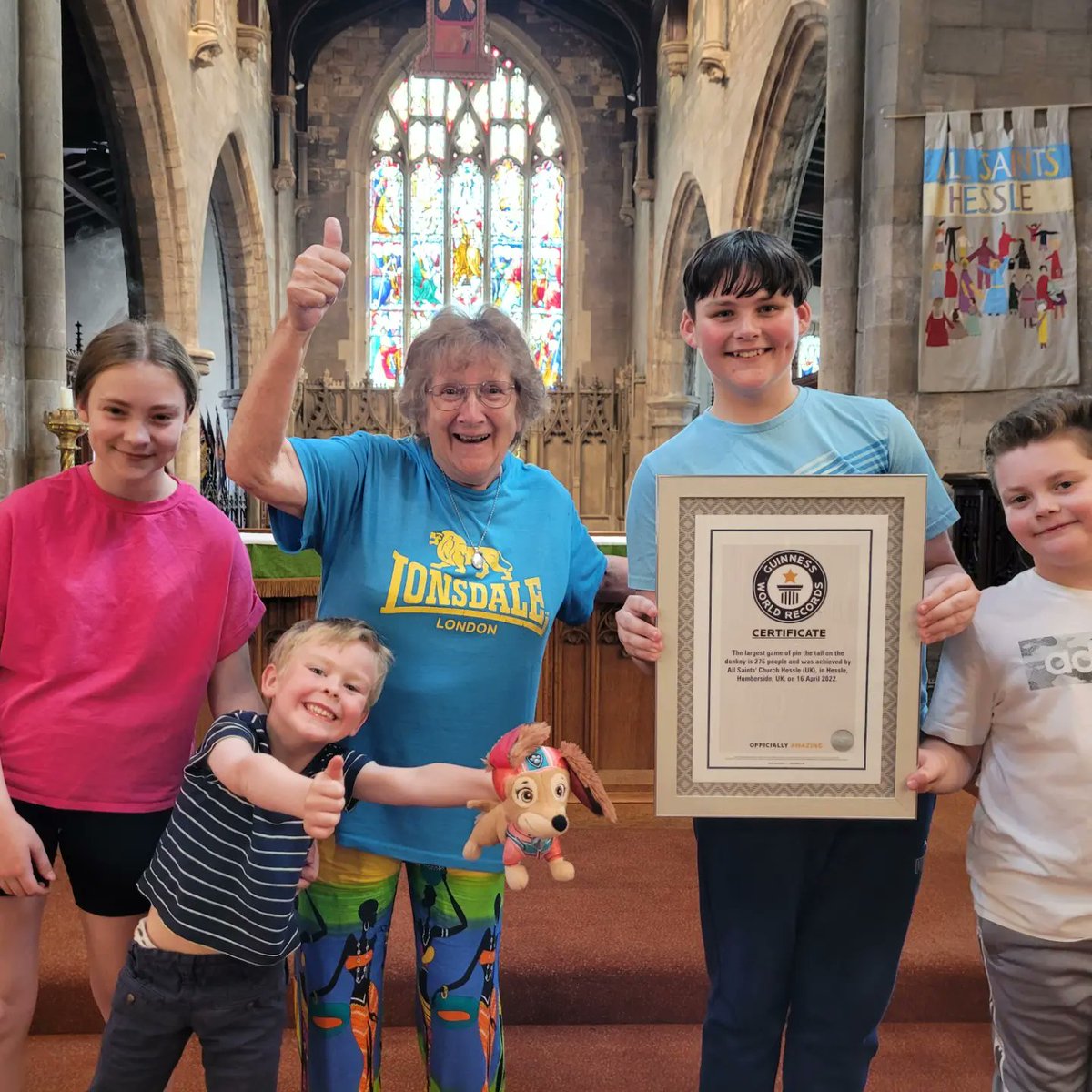 ChatHelping's tweet photo. Well done @AllSaintsHessle for achieving Guinness World Record status for the most people playing pin the tail on the donkey 👏 👍 The youngest participant was 4 months old and the oldest was 92! https://t.co/5ORQvBSuiS