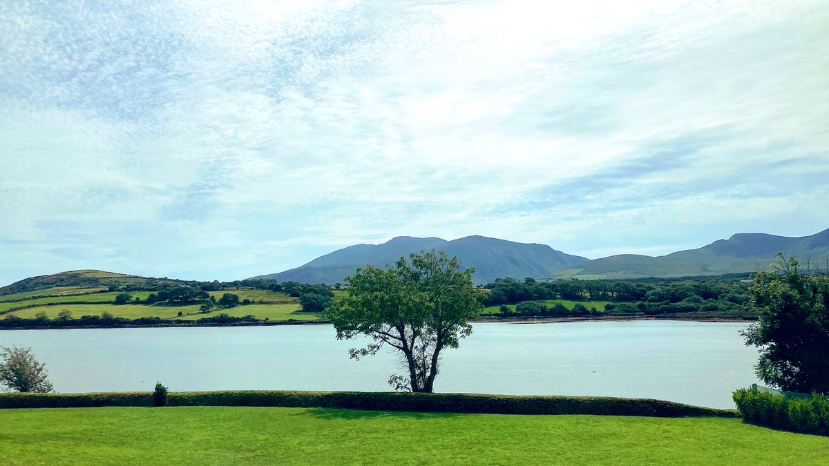 CourtneyKellyC1's tweet photo. #SundayMorning Day 17 #ONEChallenge @OneFuchsia 40km #cycling #WildAtlanticWay https://t.co/nsKxPm0ChO