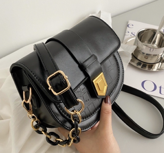 CeckoutShopee's tweet photo. ✨ Tas wanita kondangan | tas wanita nikahan ✨
Kalau datang ke kondangan tangannya gandeng tas doang apa ama gandeng tangan pasangan, girls? 😊
.
.
.
"sebuah utas"
#racunshopee #rekomendasishopee #produkshopee #tas #rekomendasitas #taskondangan #taswanita #tasnikahan #tascewek https://t.co/iKqFTDSAQG