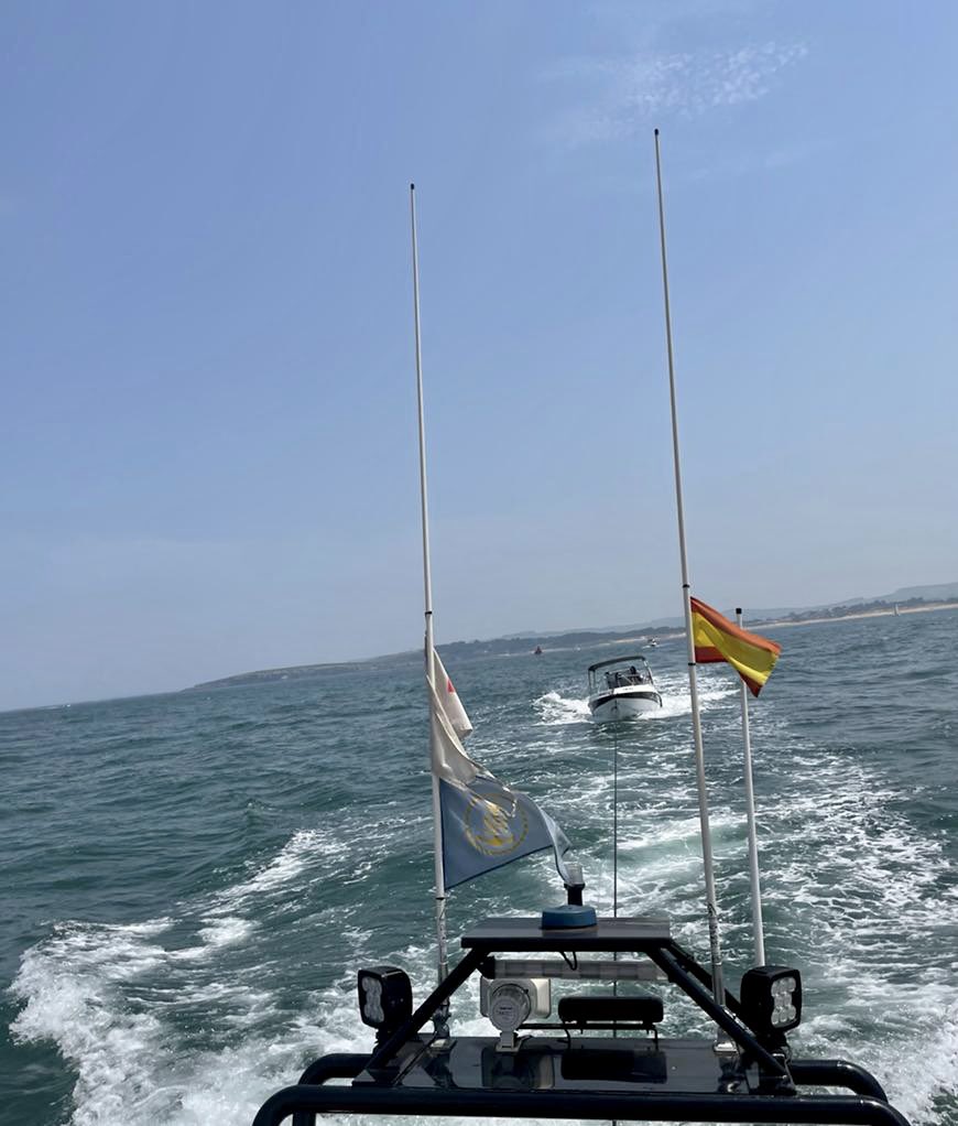 CRECantabria's tweet photo. Activa @salvamentogob en #Santander a #LSSantander para dar remolque hasta puerto por avería a embarcación en la zona de #Loredo #SeguridadNáutica #EstamosEnLaMarPorTí https://t.co/ZLfpyJ6NeG