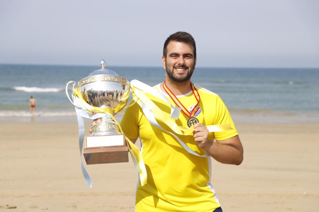 Daniel_ATrejo's tweet photo. Orgulloso de haber acompañado a la expedición de la @RFMF_MELILLA como fisio en estos Campeonatos de España Masculino y Femenino 🏆🏆🏆

🥇 Selección Absoluta Femenina
🥇 Selección Juvenil Masculina
🥈 Selección Absoluta Masculina

#VamosMelilla 💙 https://t.co/UV8j2n2WkZ