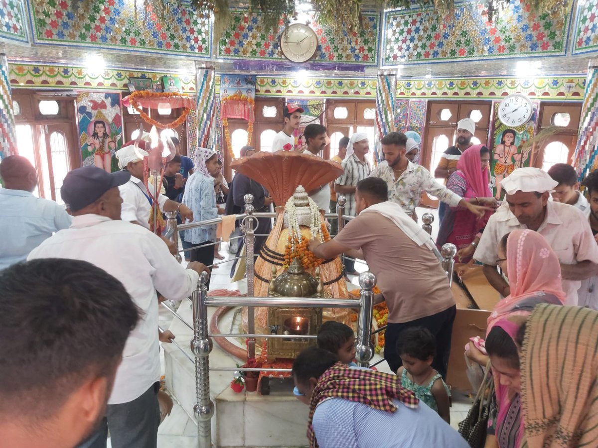 dcsambaoffice's tweet image. Week long annual mela Baba Siddh Goria Nath Ji #Swankha of #Samba concluded with fervour and religious enthusiasm.

@infjammu 
@Divcomjammu 
@diprjk 
@mpjugalkishore @anuradhagupta_