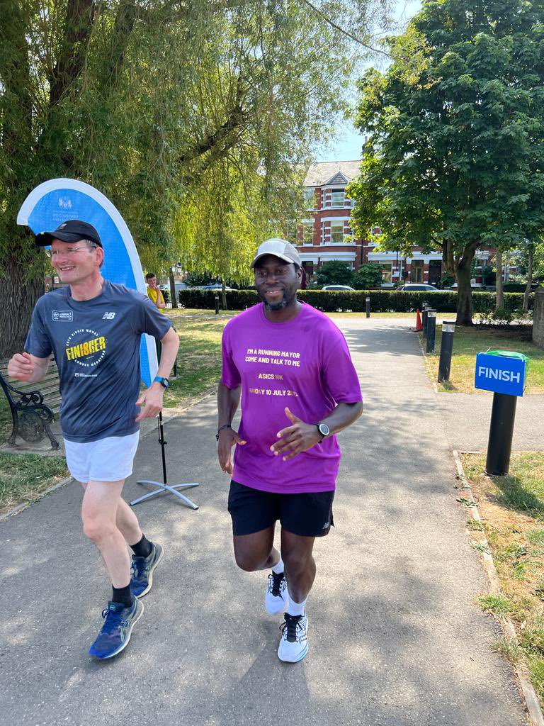 RBKCMayor's tweet image. This morning I went running with the @RBKC Running Mayor, Gerard, in Little Wormwood Scrubbs (LWS) W10

Fun 2k family run EVERY SUNDAY at 11am in LWS for anyone. Come &amp;amp; join Gerard and enjoy some gentle exercise! @RBKC_Sport 

#NewInitiative 
#runsome 
#GerardWilliamsRunningMayor