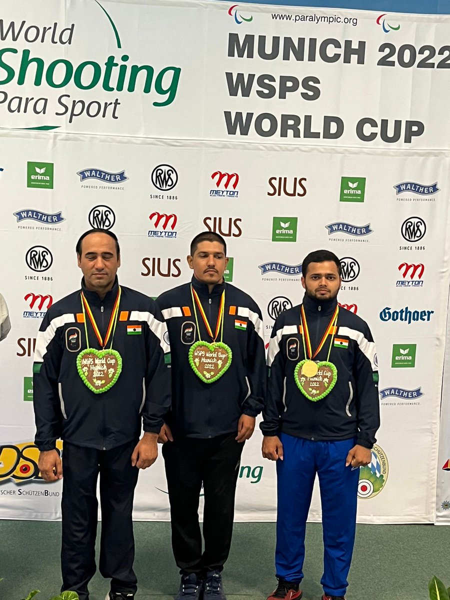 Media_SAI's tweet image. 2022 World #Shooting Para Sports World Cup, Munich

Day 3️⃣ Update

2️⃣ more🏅&apos;s for 🇮🇳

🥇 medal
1. @manishnarwal02 (TOPS athlete), @AdhanaSinghraj (TOPS Athlete), #NihalSingh - P1 Men&apos;s  10m Team SH1

🥉 Medal
1. #NishaKanwar - P2  Women&apos;s  10m SH1

Well done Champs 💯