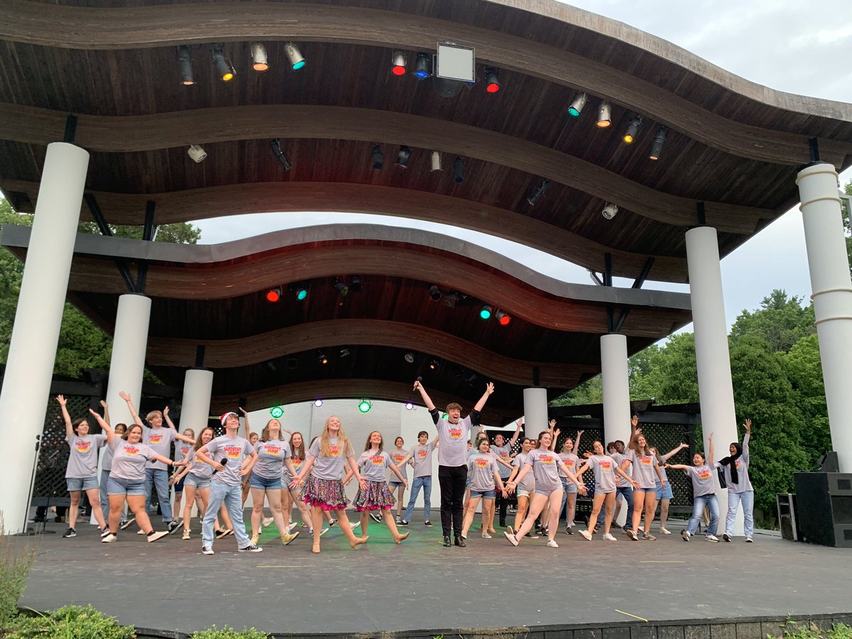 Chris_Luner's tweet photo. Such a great night for @UDSummerStage at Rose Tree Park!! https://t.co/l8wLCCTFL8