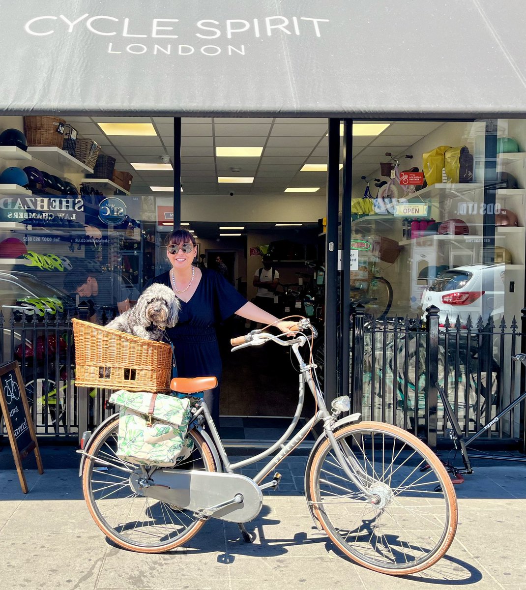 cyclespirit's tweet photo. Check out “Marty” ready to ride home in his new pet carrier fitted @cyclespiritlondon with panniers made out of #recycled plastic bottles.
🚲 🐕 🧺 🤩
#walthamstowresident #DogsofTwittter #londoncycling #walthamforest #leyton #leytonstone #Walthamstow #recyling #takehimwithyou https://t.co/Q71rYtXPIU