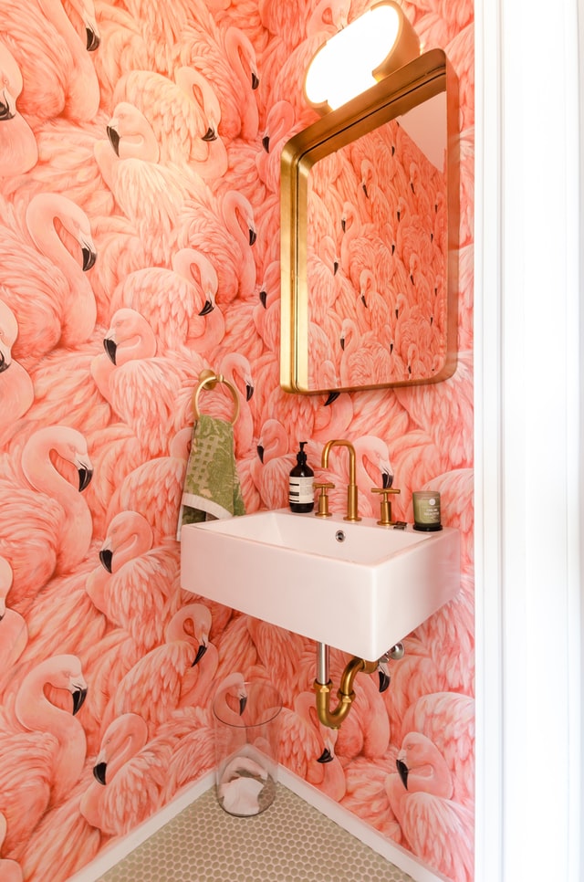 JeanRicher's tweet photo. Wallpaper is trending! From small places such as the powder room to big areas like feature walls in the dining room or home offices. 😊
#homedecor #ottawaagent #ottawarealestate #liveloveottawa
https://t.co/gV3d1NDeTO https://t.co/peMCDE1aXz