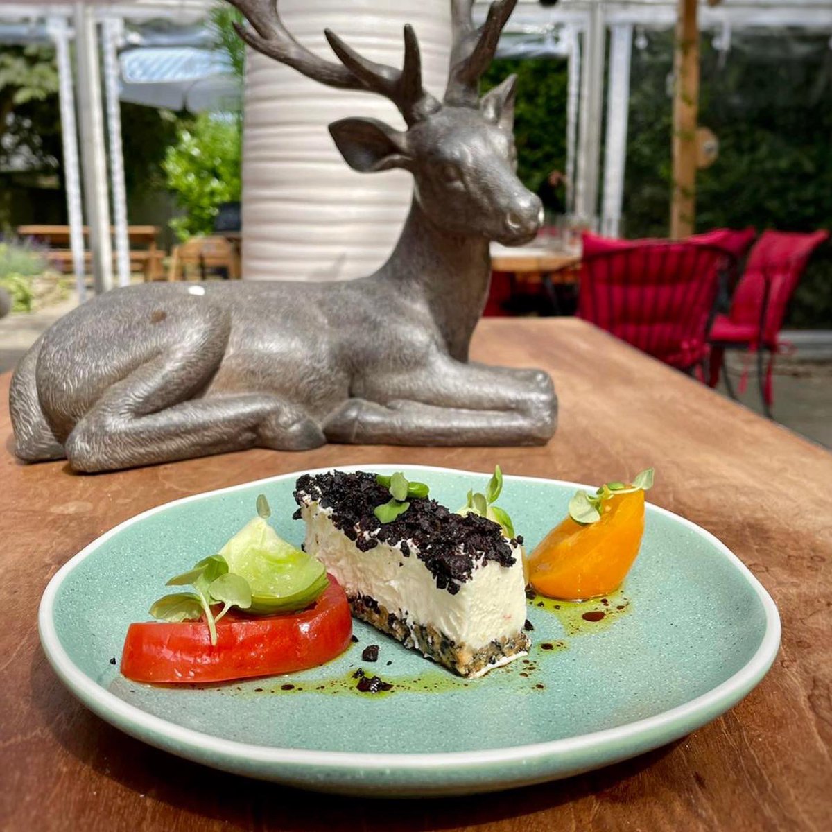 the_whitehart's tweet photo. Goat’s cheeecake, black olive crumb, toasted hazelnuts, basil, heirloom tomatoes, basil oil… Light, fresh, full of flavour and totally delicious 😋 #ChefTalent @MichelinGuideUK @GoodFoodGuideUK https://t.co/rv9ltgpy3o