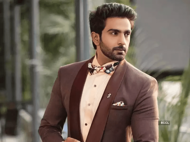 Rojkadrama's tweet photo. #SunnySachdeva to Enter Colors TV's Show #HarphoulMohini
https://t.co/bxK7N2OVAB https://t.co/ip3l1W6AOu