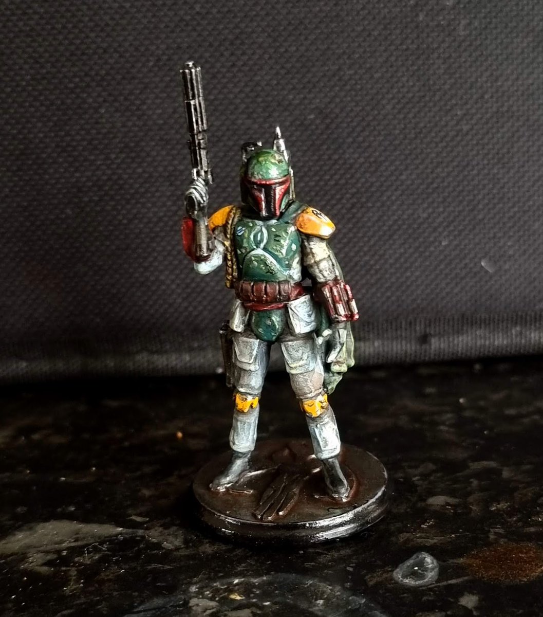 Adisell's tweet photo. Finished painting another Boba Fett mini. It's so hard making him look battle worn and not sloppily painted #bobafett #miniaturepainting #StarWars https://t.co/1QZUYD72nt