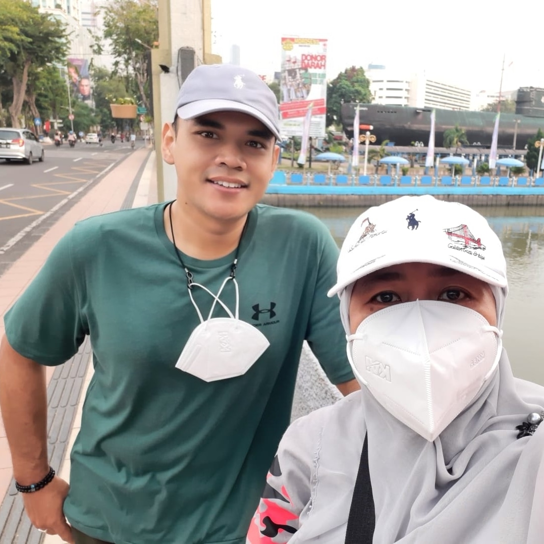 SamRiza80's tweet photo. Menyusuri Kali Mas, Surabaya. Minggu, 17 Juli 2022 https://t.co/vehZR7pXXQ