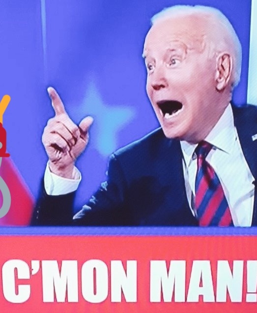 DropSquad_52's tweet photo. @mmpadellan #BidenIsADisgrace and I'm also sure that #BidenIsAFailure plus I'm sure #BlackDemocrats & #HispanicDemocrats have #BidenRemorse as his JOB APPROVAL RATINGS is 38.4 on @realclearpolitics 🤦🏽♂️#StayWoke #DesperateDemocrats #2022MidTerms HOLD THEM ACCOUNTABLE! https://t.co/BgNZk6fjps