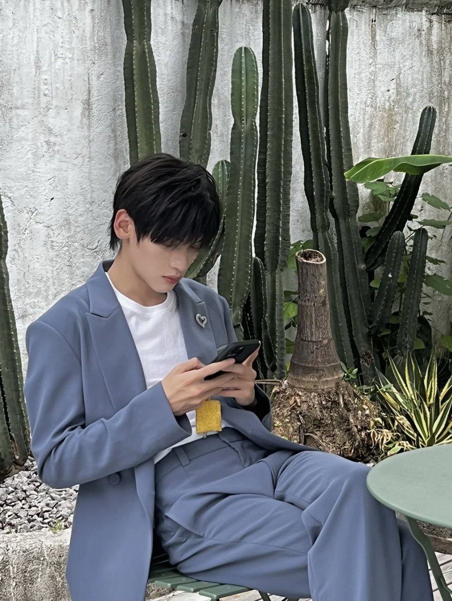 엘브 tweet media