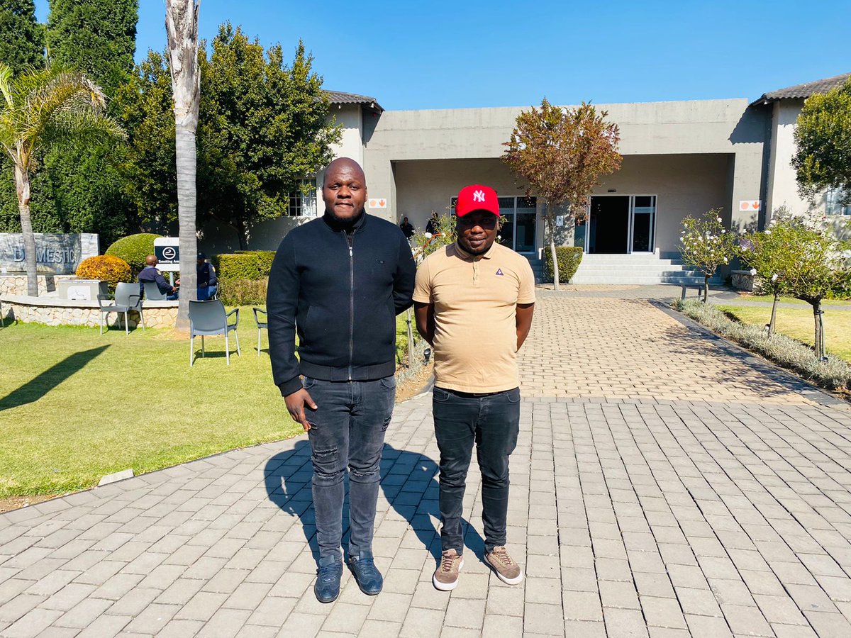 EFFYouthCommand's tweet photo. President Cmsr @Shikwambanaman1, Secretary General Cmsr Muzi Khoza with Gauteng PSCT Chairperson Fgt Matimba Ngobeni arriving @Birchwood Hotel to do final inspection. All systems are set #RoadTo4thNSA
@EFFSouthAfrica https://t.co/vqkchJ5CPY