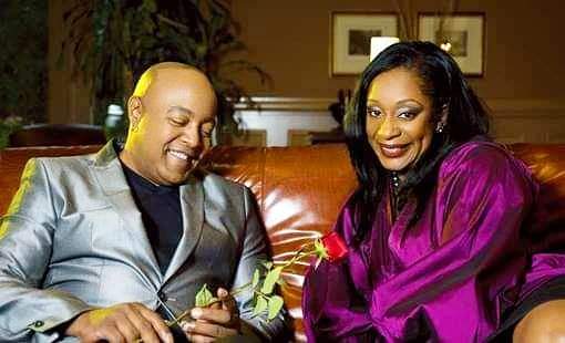 AquilMizan's tweet photo. Happy 59th Birth Anniversary to #vocalist #ReginaBelle with #PeaboBryson!
#rnbsinger #gospel #rnbsingers #singer #regina #peabo #grownfolksmusic #oldschool #rnb #vocals #songs #grownfolkmusic #sing #singing #song #oldschoolrnb #80s #grownfolksmusic #80smusic #80srnb #singers https://t.co/lMnXhX4oL4
