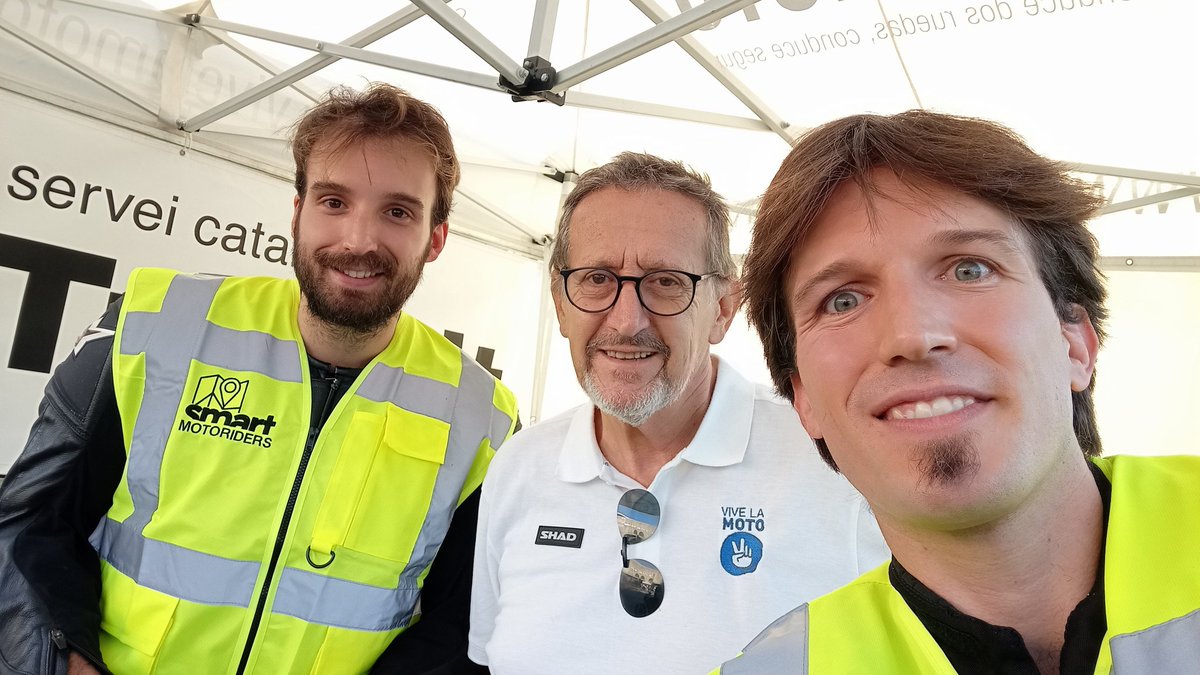 SmartMotoRiders tweet media