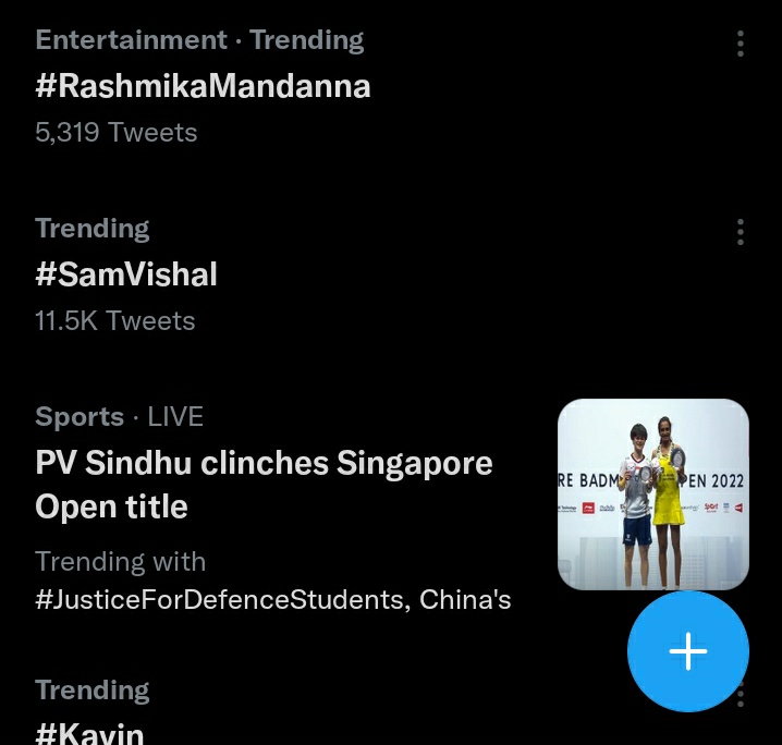 sivsameyy's tweet photo. Poduuu majaa🔥🔥11k❤️
#SamVishal 
#u1concert https://t.co/5f9zQbjLMA