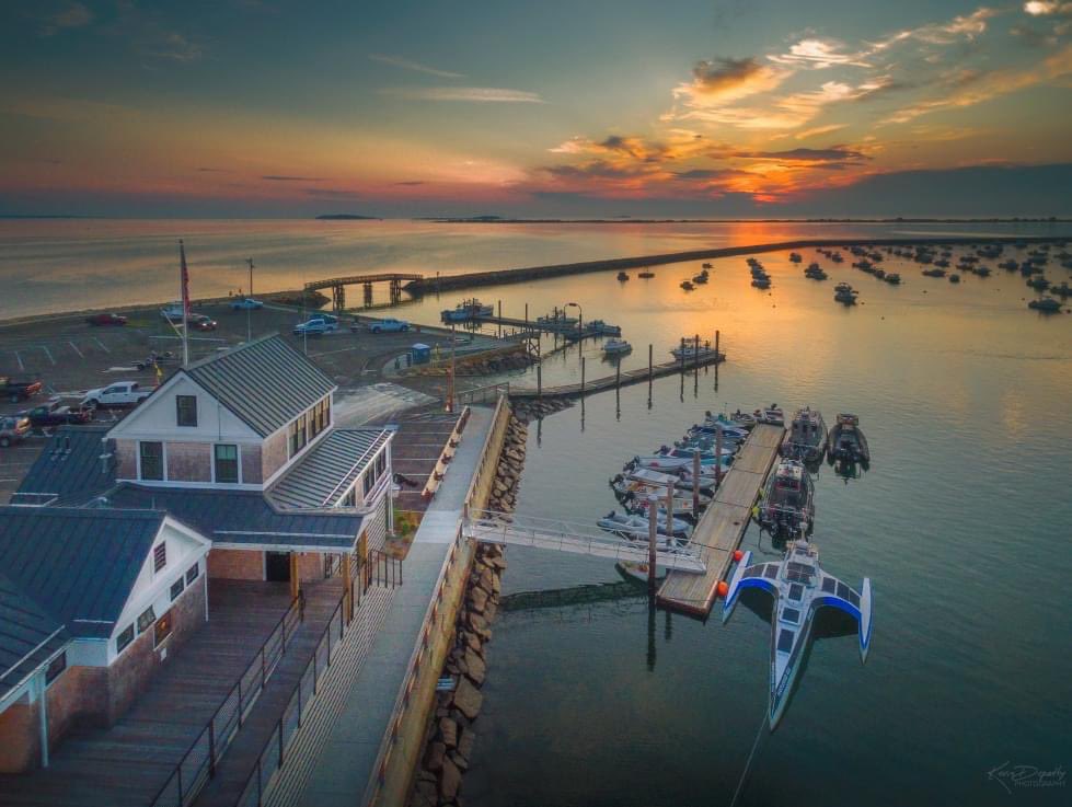 SSkipperDrones's tweet photo. @Plymouth_Harbor 7-17-22 next to MAI https://t.co/Kk14JP8d0T