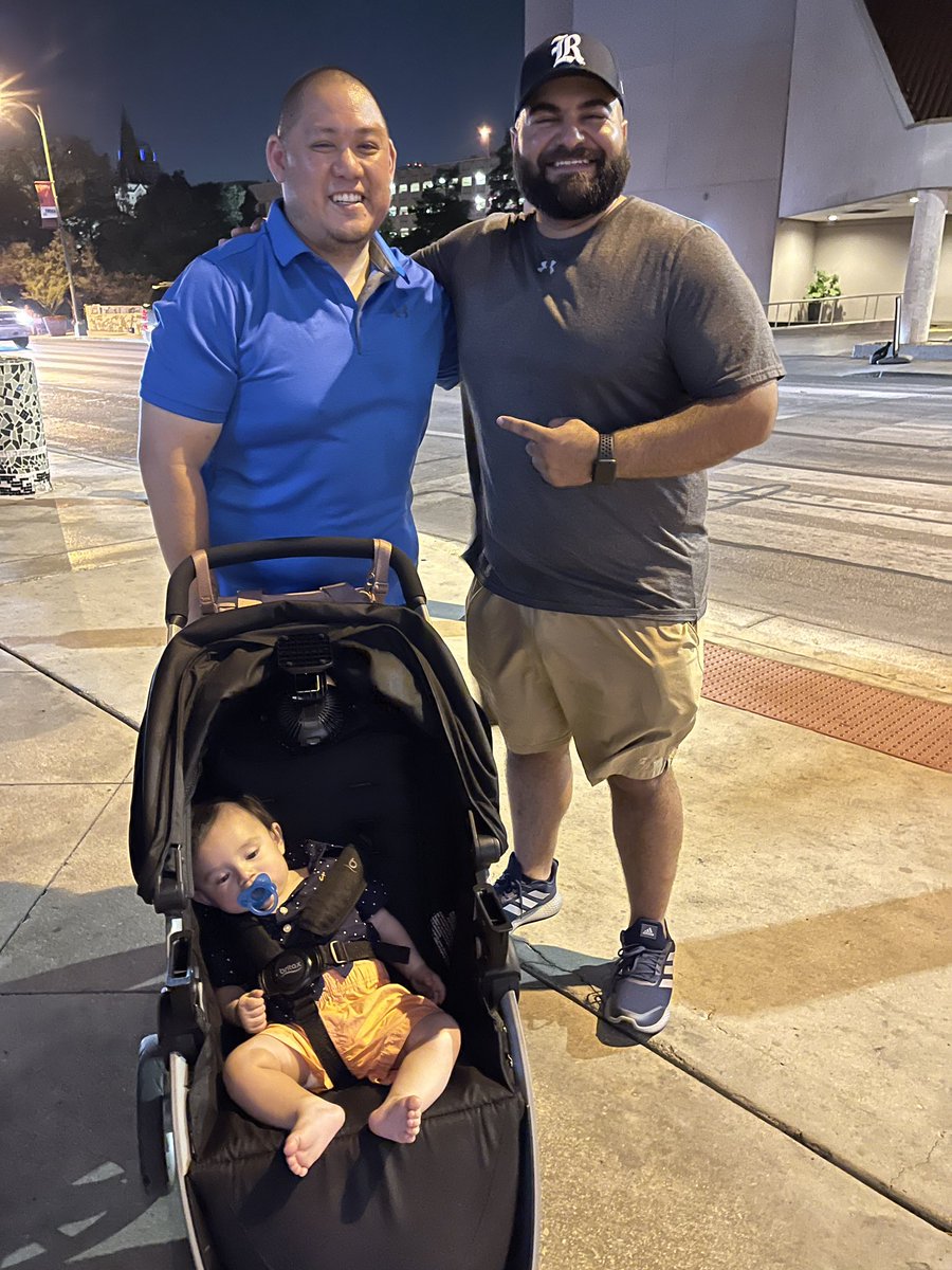 Ran into <a href="/CoachRegalado/">Marco Regalado</a> last night. Of course <a href="/mrsla77/">Belinda La</a> had to get a picture. Welcome back to Texas. 📸: <a href="/mrsla77/">Belinda La</a>