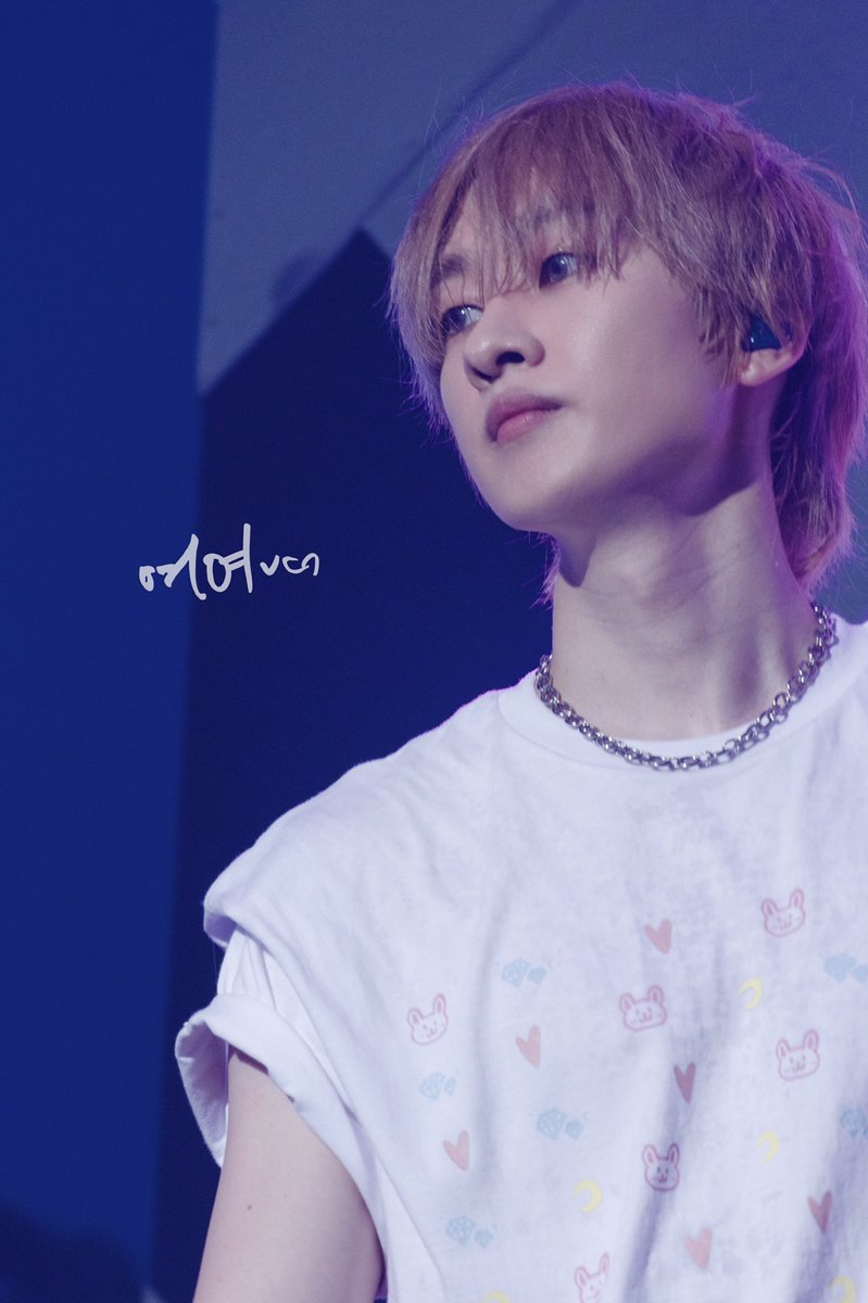 hlm0415's tweet photo. 220717 슈퍼쇼9 D-3

😉❤️

#은혁 #EUNHYUK #이혁재 #슈퍼쇼9 #SUPERSHOW9 https://t.co/lus5xSROKj