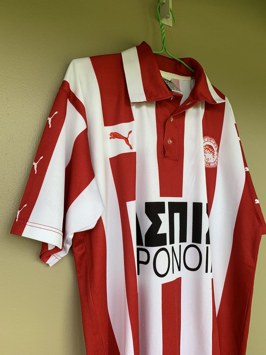 KongtapAFPringt's tweet photo. 🔥Olympiacos 1999🔥 @olympiacosfc 

#classicfootballshirts #OlympiacosFC #puma #jersey #football #superleaguegreece https://t.co/hmjTB5bsoB