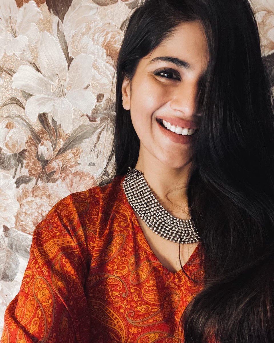 akash_megha's tweet photo. Magic comes in pieces 💫 https://t.co/0i8ksflBr5