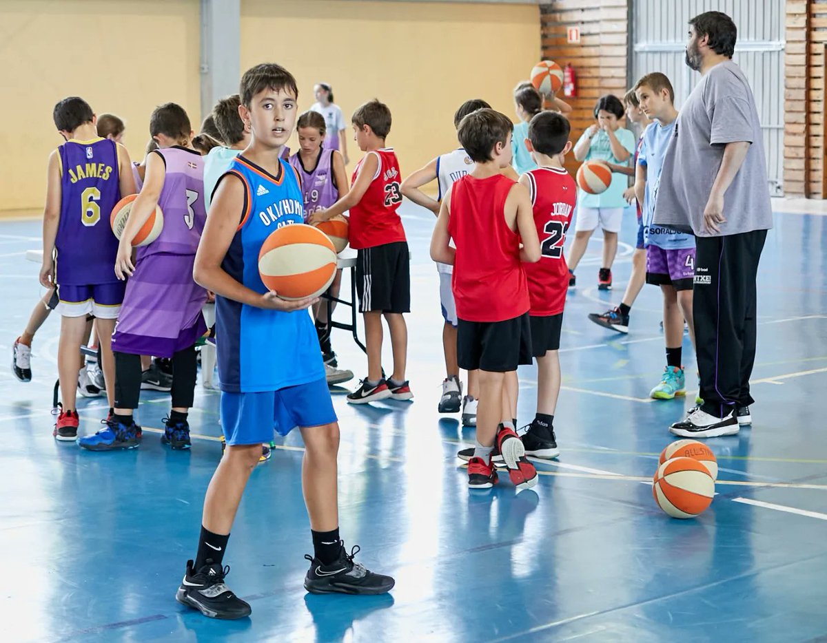 Ointxe's tweet photo. #GAMETIME22 ππ
#saskibaloia #gozatu #HarrobiaGureEtorkizuna #ilusioa #egurrean #LanDaLan ππ―π
πΈπΈ Angel Ayastuy π https://t.co/lEauKNB628