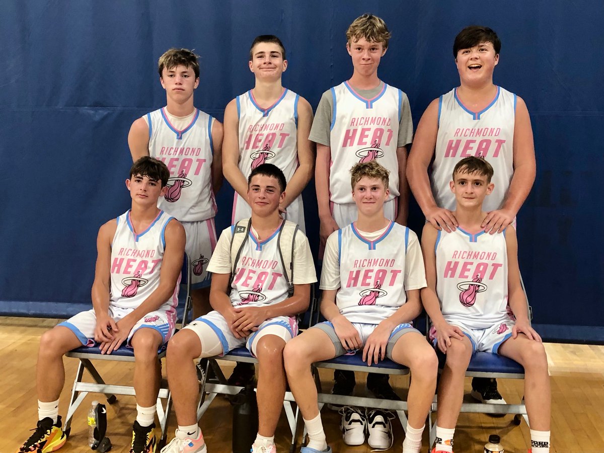 RichmondHeat1's tweet photo. Richmond Heat 2026 Boys finished (2-0) @MBT_Tournaments Coach @tbrewer859 has these boys playing well https://t.co/XjrSnvxjV4