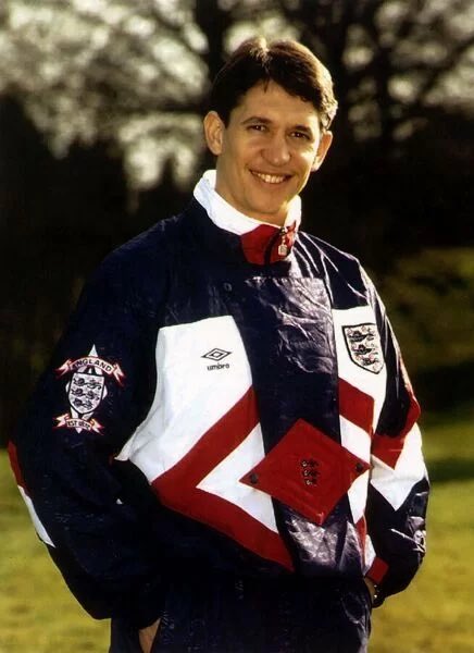 KongtapAFPringt's tweet photo. 🔥 England Jacket Training 1990-92🔥 @England 

#classicfootballshirts #umbro #jacket #ENGLAND #englandnationalfootballteam #Training https://t.co/B2Gmsuu19a