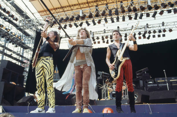 1983_Present's tweet photo. Hope all you #Jovipeeps who are having this hot Summer Heatwave are staying safe and drinking plenty of water, have a great weekend guys. https://t.co/MGQgie21WY